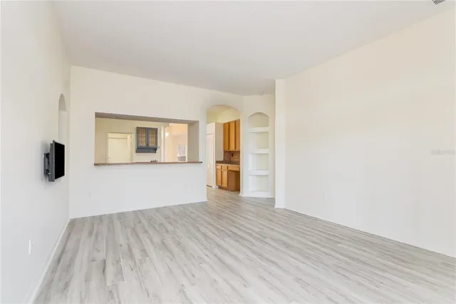 $400,000 | 1529 Lake Villa Drive, Tavares, FL 32778