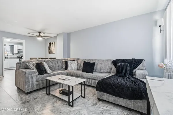 $329,900 | 7 Briar Mills Drive, Brick, NJ 08724