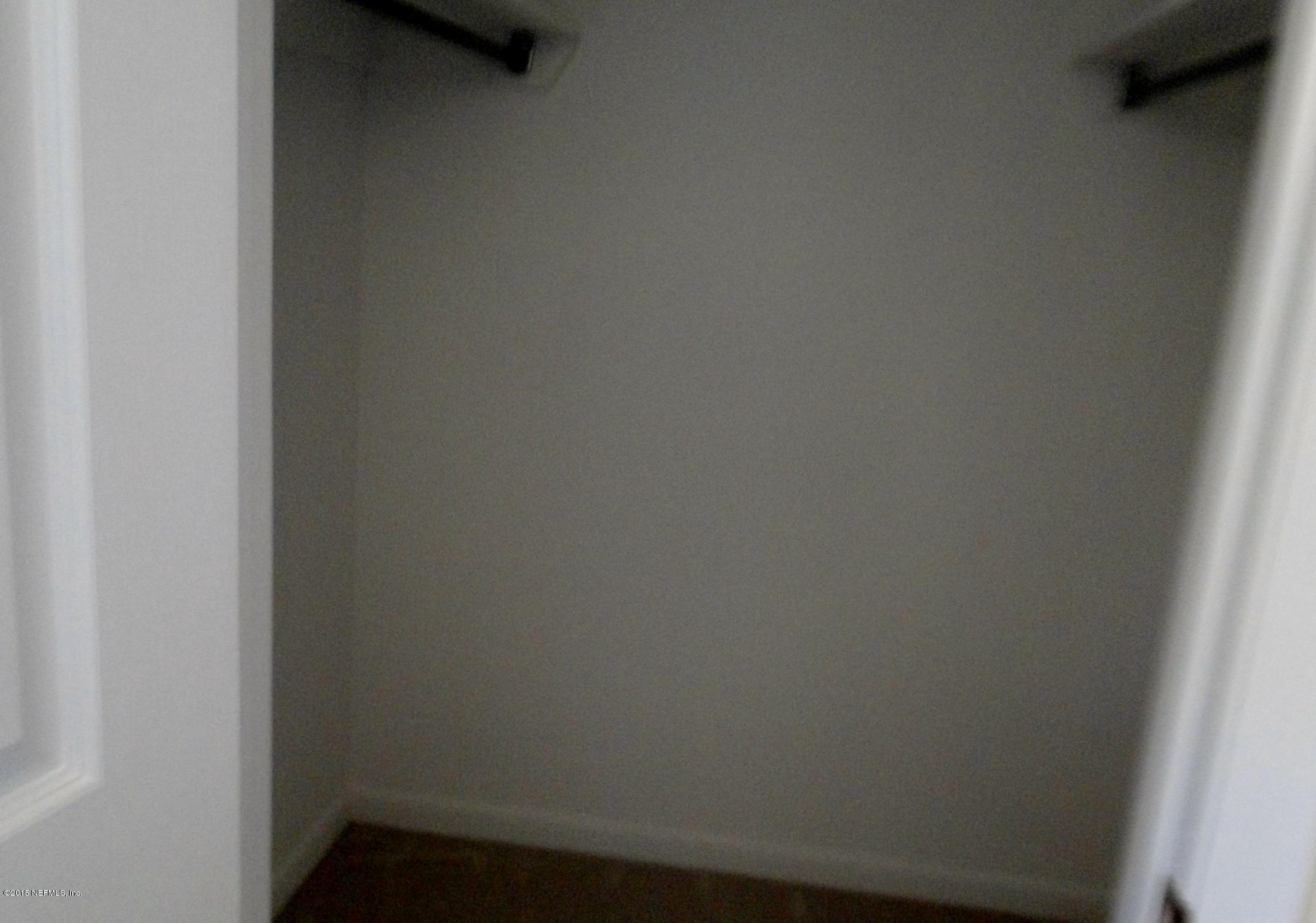 5496 Spring Brook Road Jacksonville, FL 32277 - Photo 20 of 25 a view of a small space