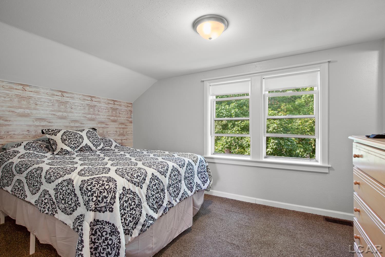 111 Spring Street Hudson, MI 49247 - Photo 20 of 39 50185551-a75c3812-01ba-4270-a41d-e660630f1bd6.JPG