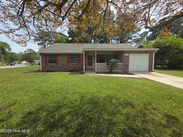 $1,525 | 201 Spring Drive, Jacksonville, NC 28540