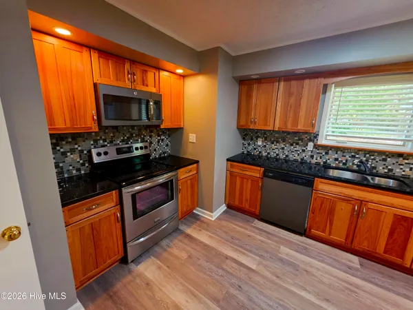 $1,525 | 201 Spring Drive, Jacksonville, NC 28540