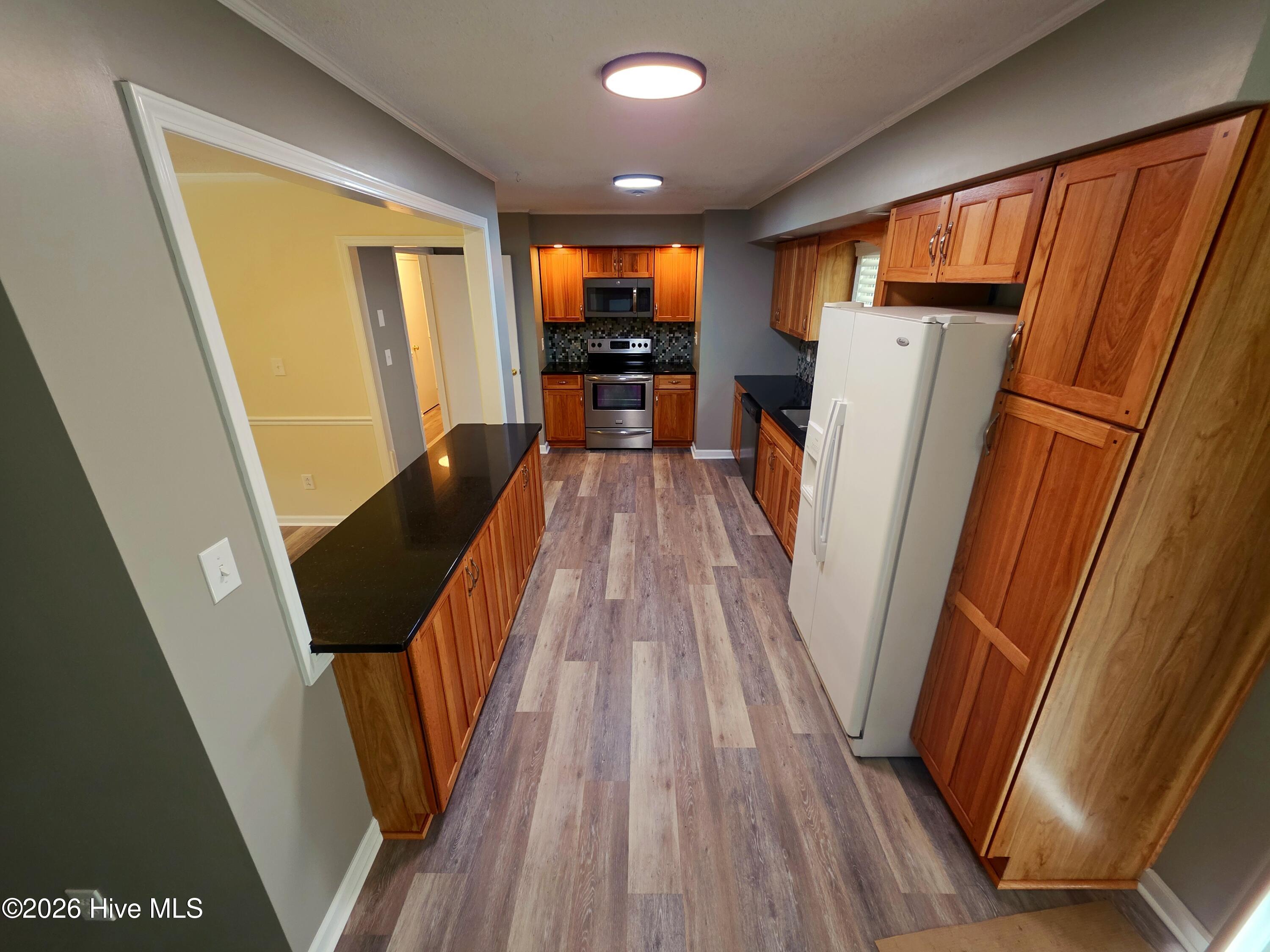 201 Spring Drive Jacksonville, NC 28540 - Photo 17 of 25 20260408_141323