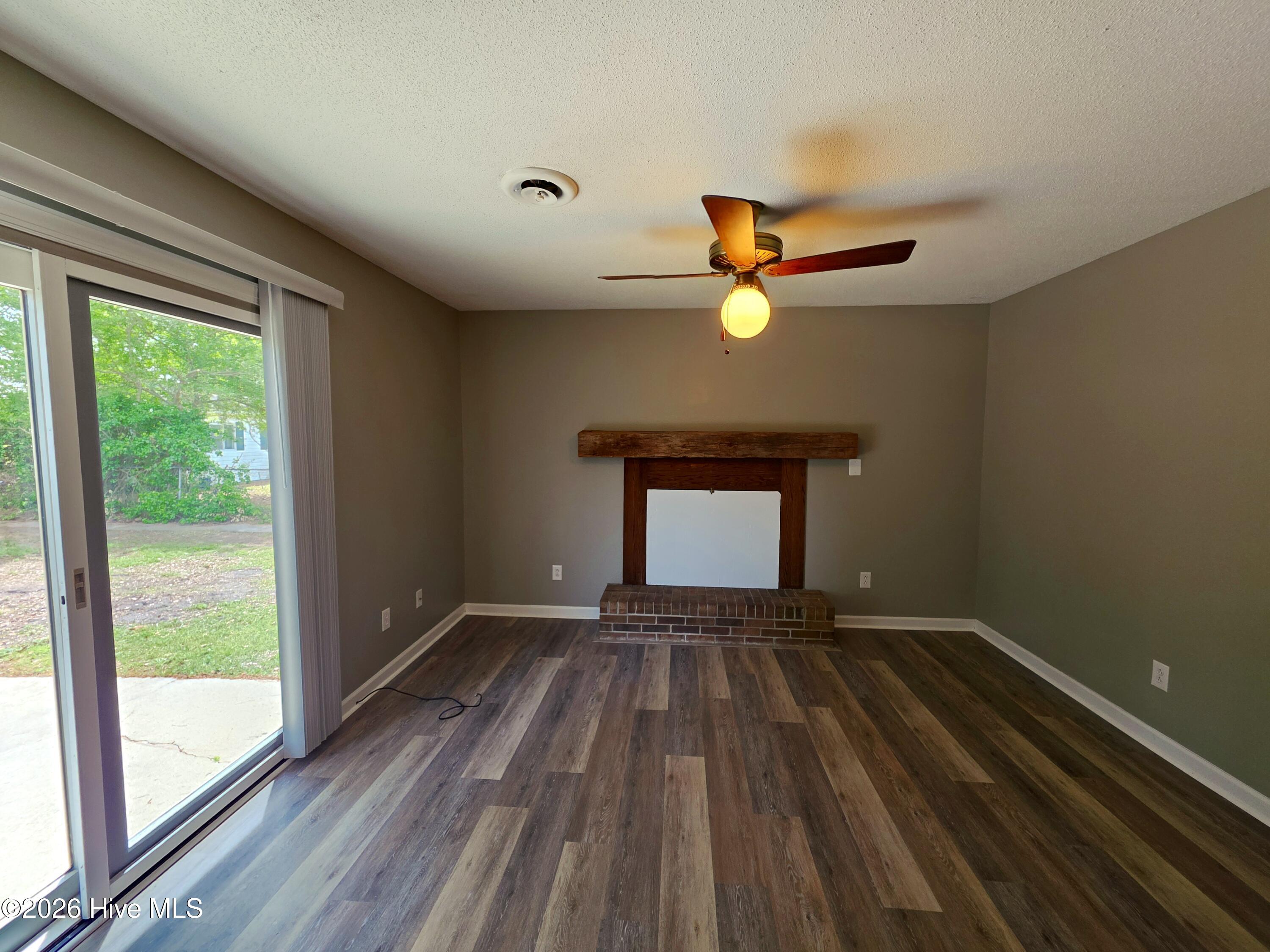 201 Spring Drive Jacksonville, NC 28540 - Photo 18 of 25 20260408_141425