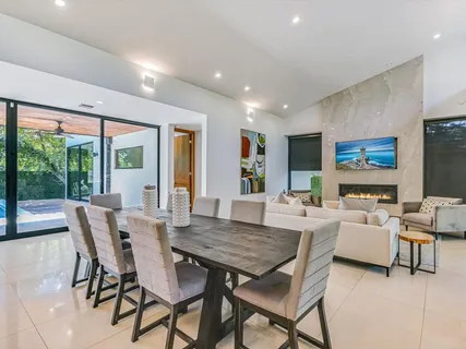 $2,750,000 | 1601 Barn Swallow Drive, Austin, TX 78746