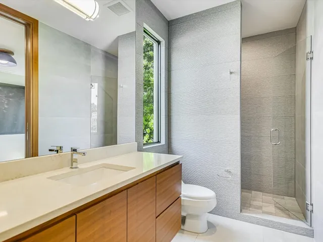 $2,750,000 | 1601 Barn Swallow Drive, Austin, TX 78746