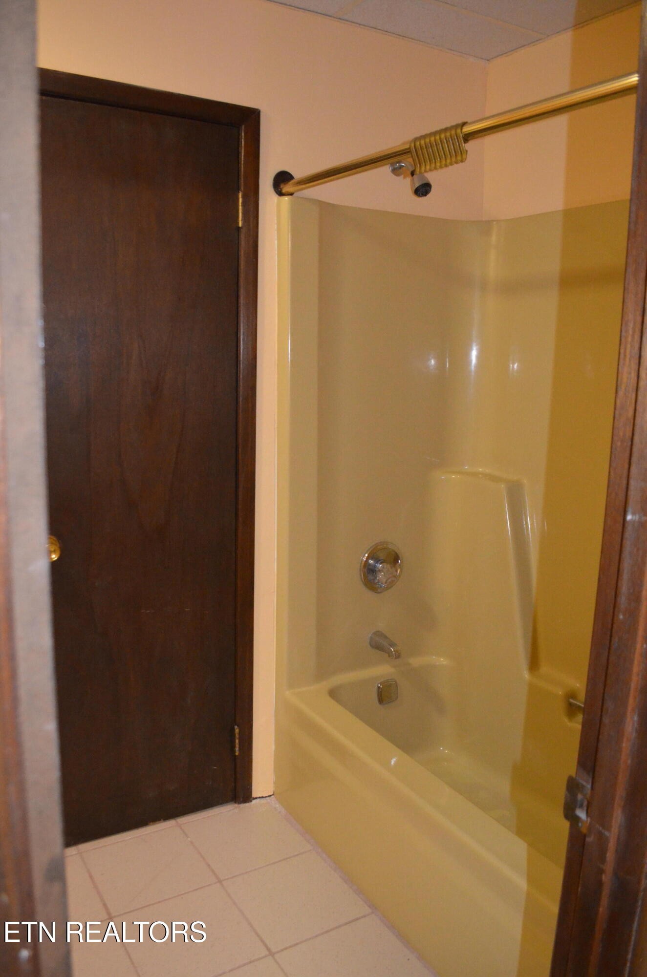 389 Laurel Road Clinton, TN 37716 - Photo 28 of 30 Gallery Image 28