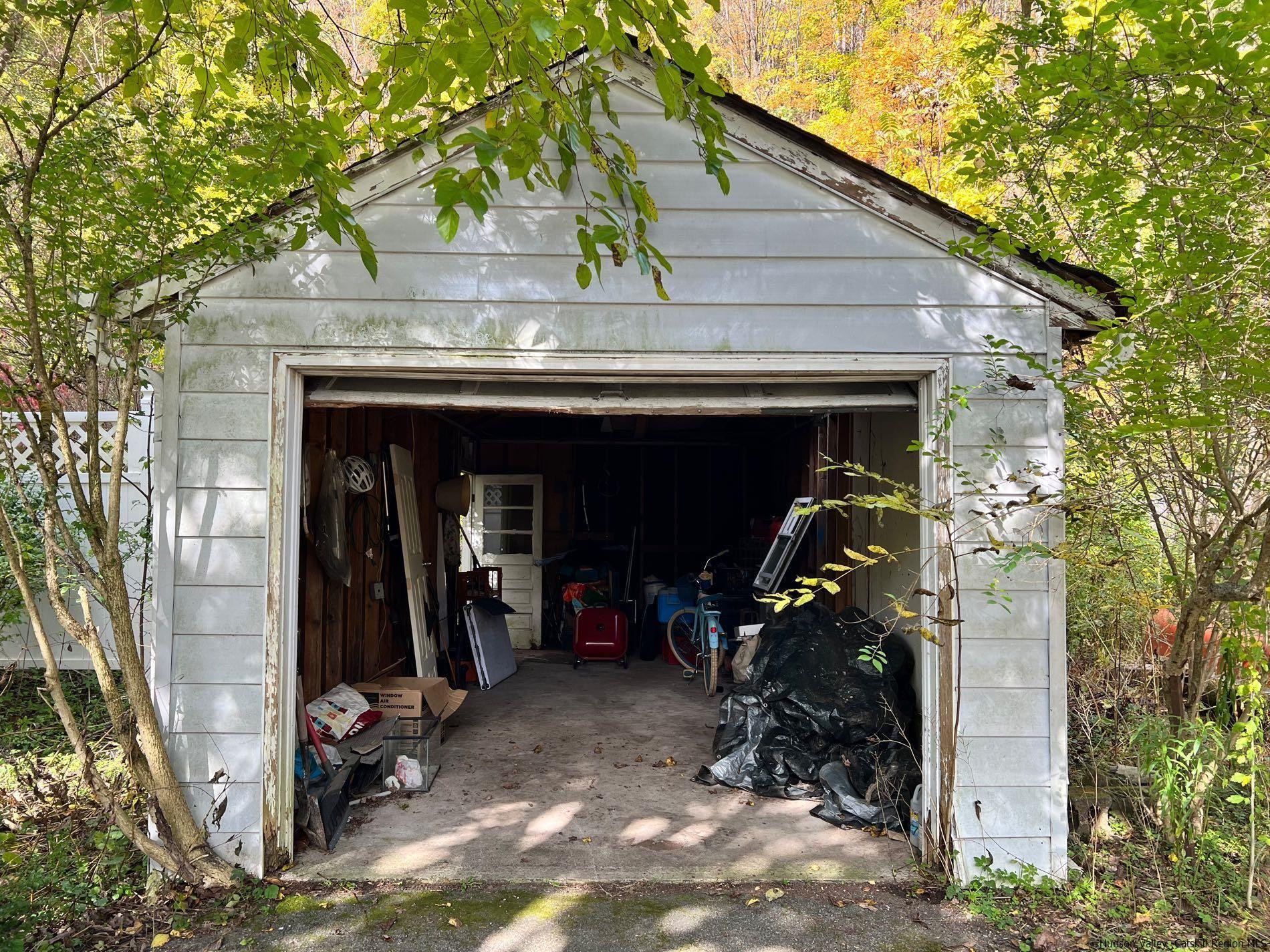 87 Dewitt Street Kingston, NY 12401 - Photo 8 of 33