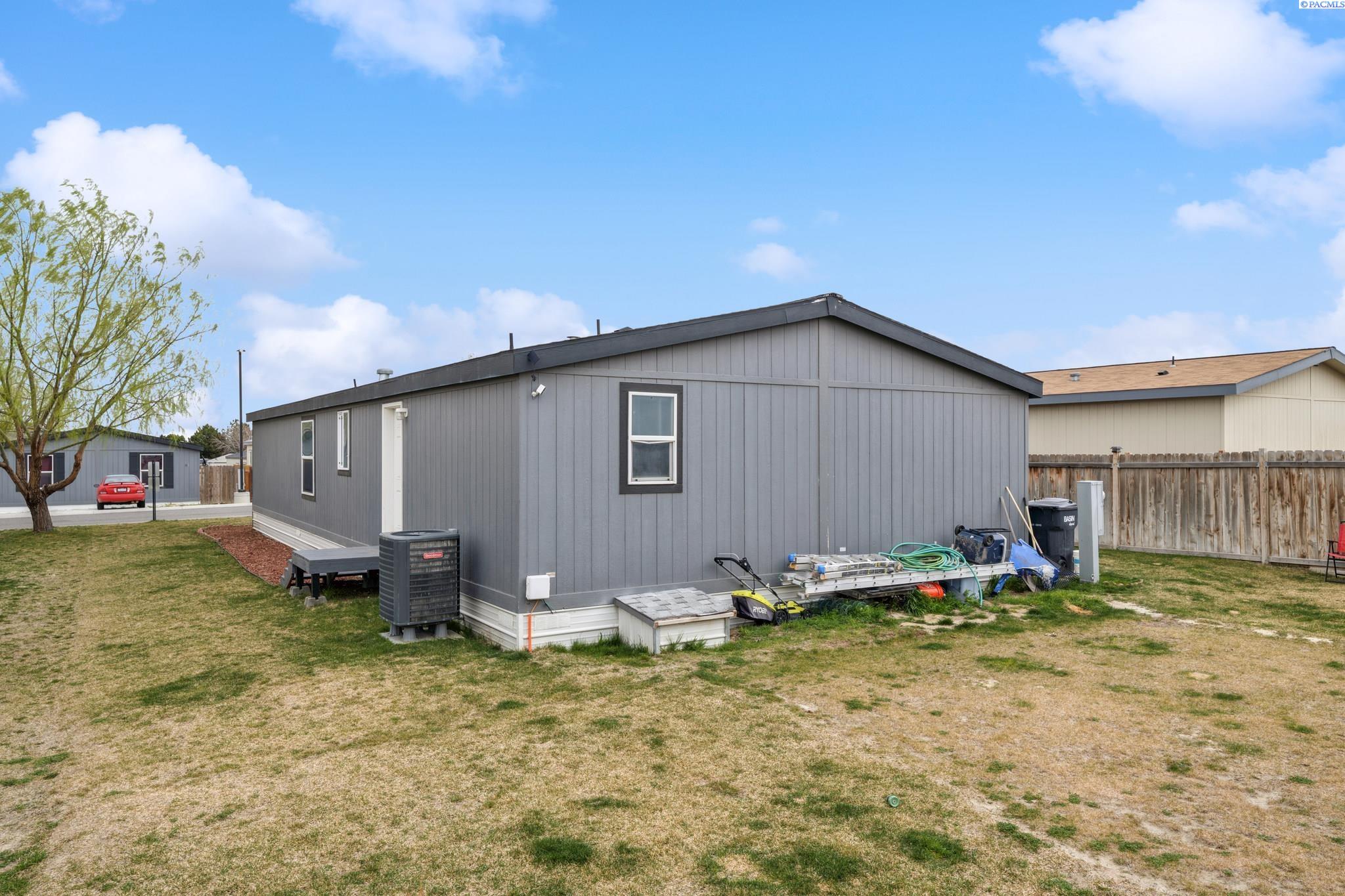 200802 East Game Farm Road Kennewick, WA 99337 - Photo 39 of 42 Gallery Image 39