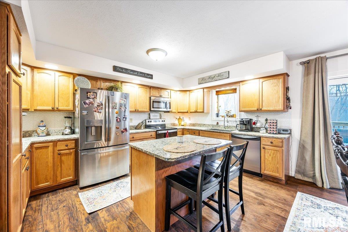 9100 North Deer Trail Mapleton, IL 61547 - Photo 8 of 42