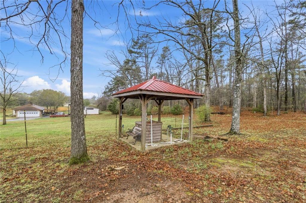 341 Pleasant Hill Road Northwest Conyers, GA 30012 - Photo 3 of 37