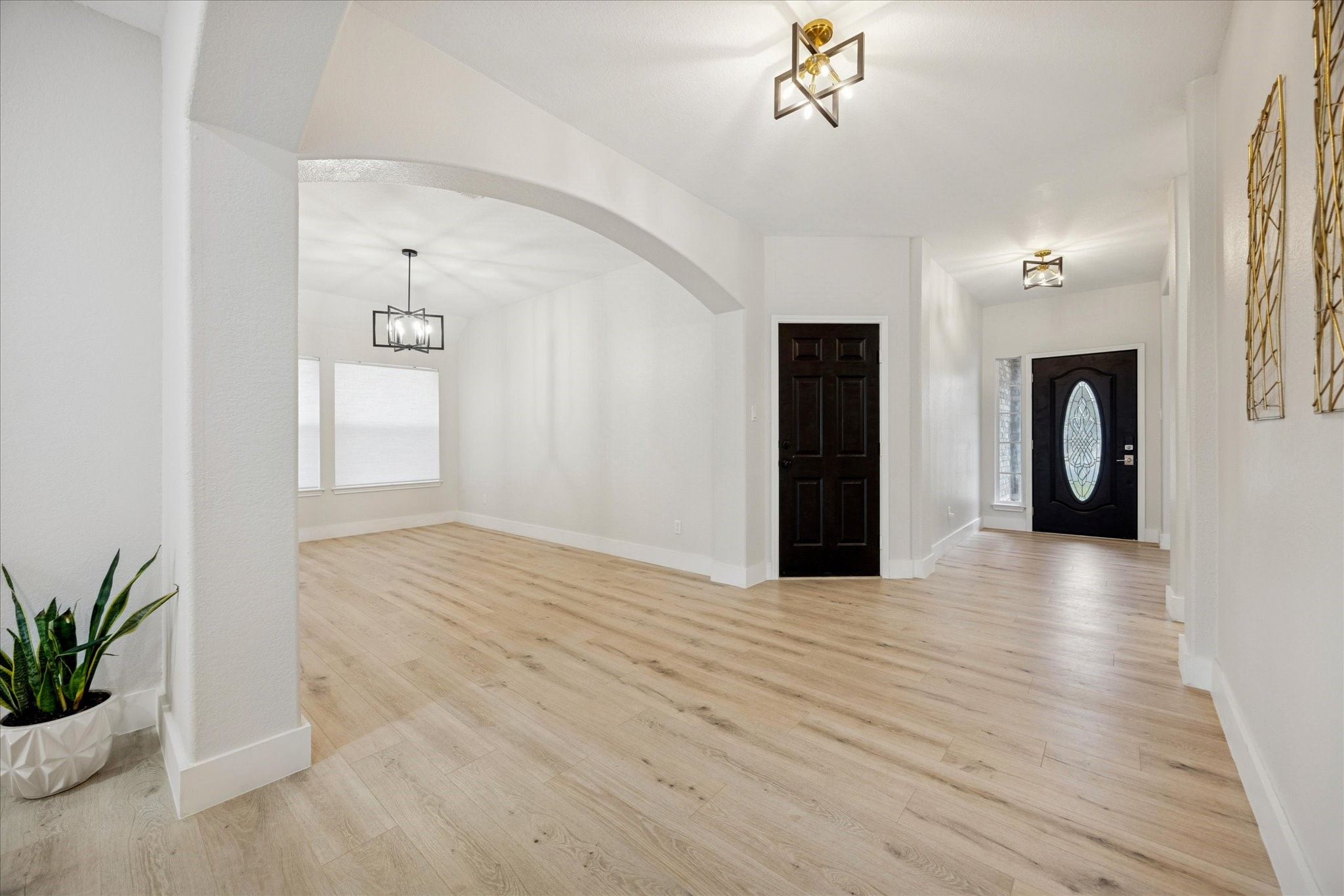 12624 Twisted Briar Lane Austin, TX 78729 - Photo 6 of 41