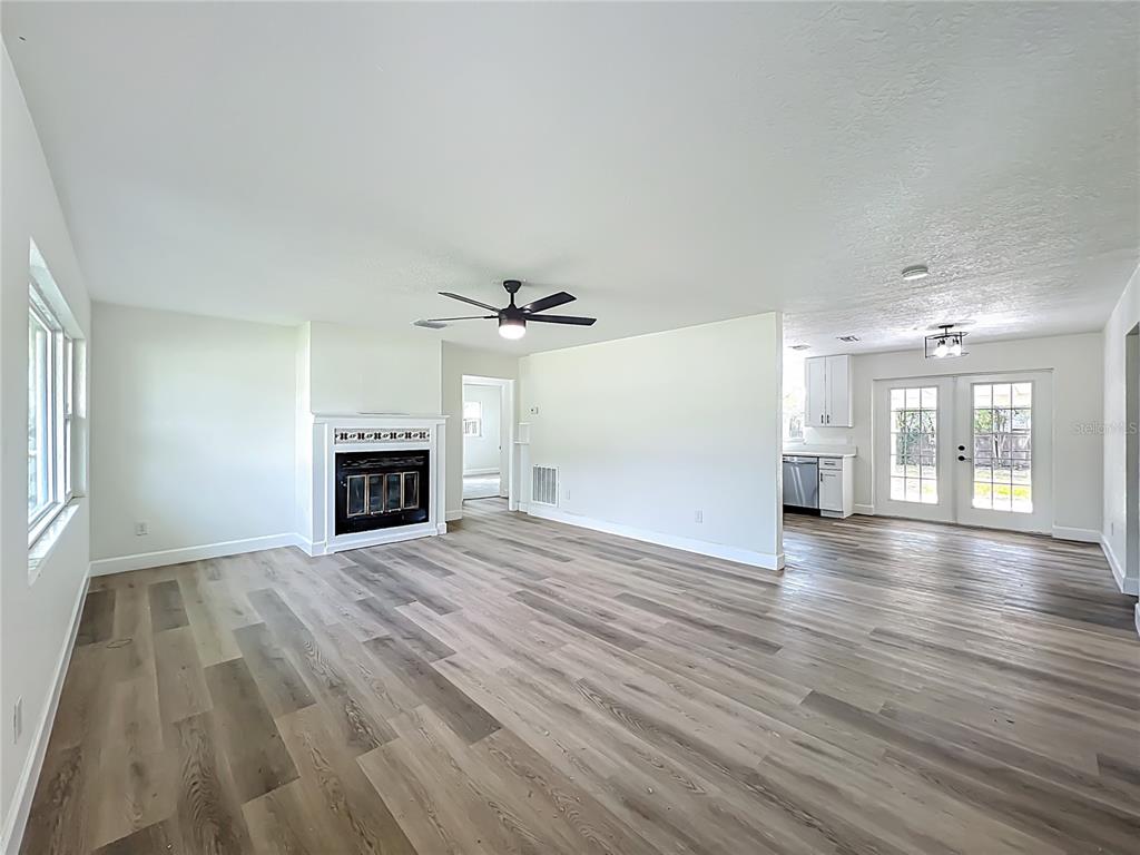 2680 Palmetto Road Mount Dora, FL 32757 - Photo 4 of 30
