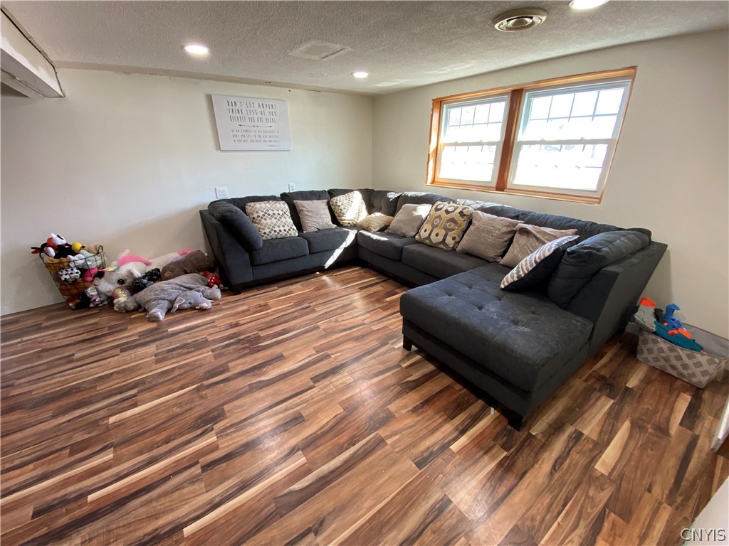 65 Cherry Tree Circle Clay, NY 13090 - Photo 8 of 13