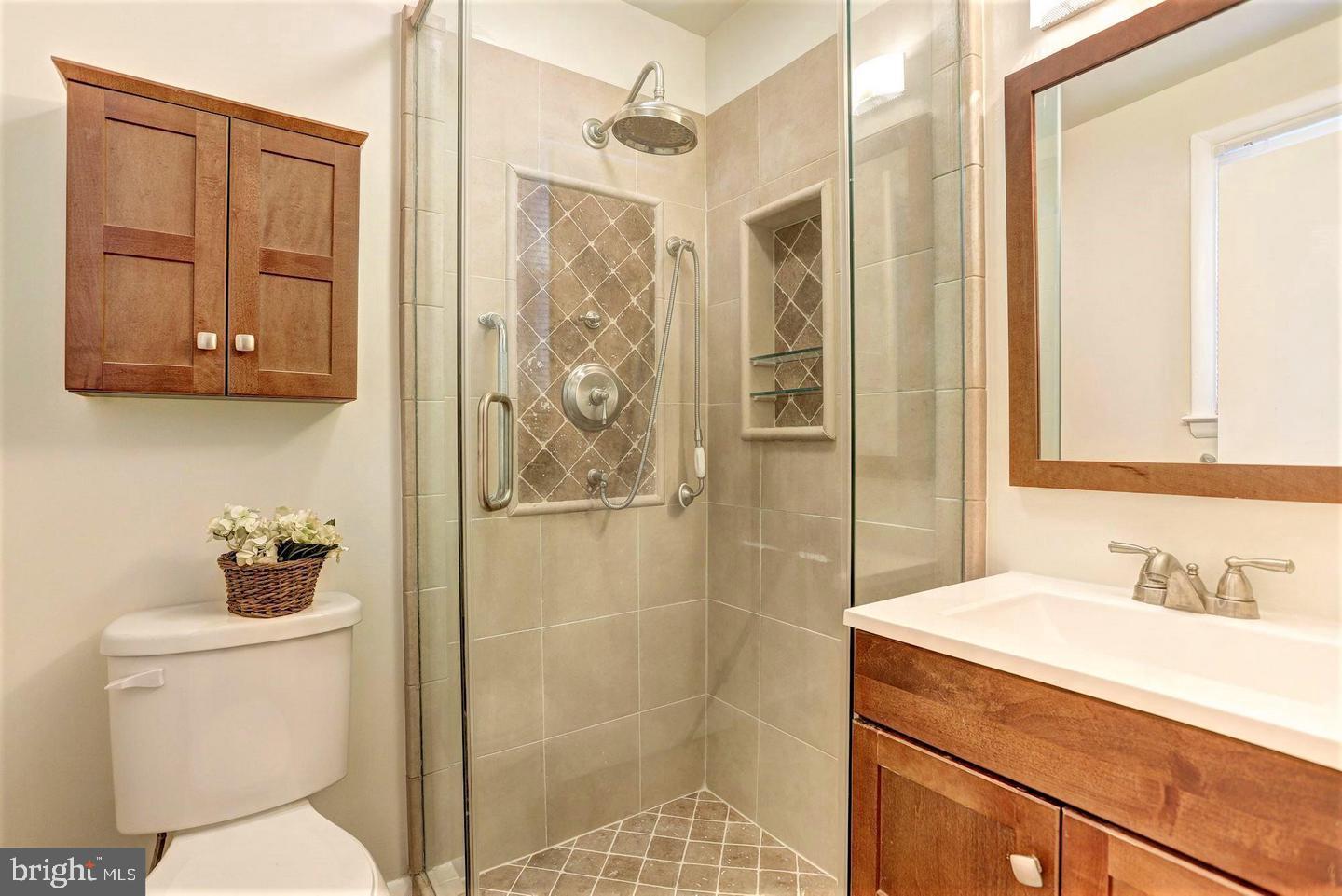 4024 Carthage Road Randallstown, MD 21133 - Photo 7 of 17 Master Bath