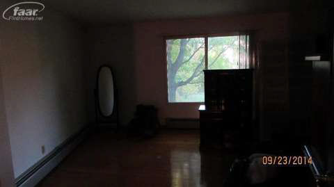 7227 West Mount Morris Road Flushing, MI 48433 - Photo 20 of 37 20421528-19.JPG