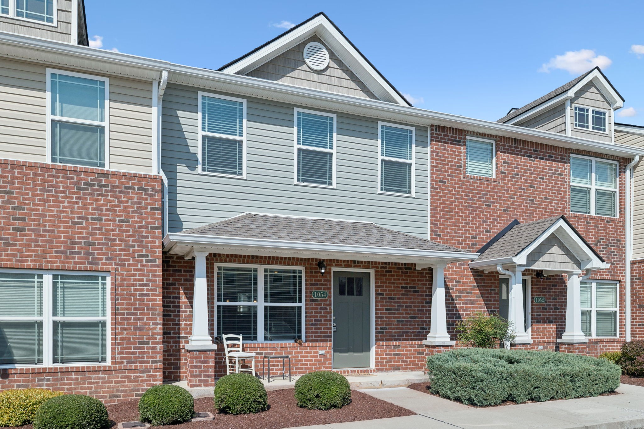 1054 Wells Way Spring Hill, TN 37174 - Photo 2 of 24 Gallery Image 2