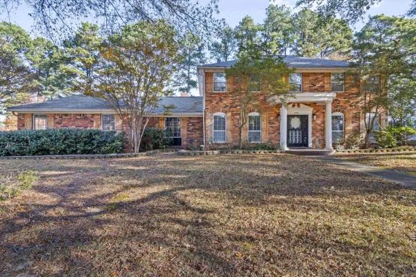 $575,000 | 8264 Whispering Pines Circle, Germantown, TN 38139