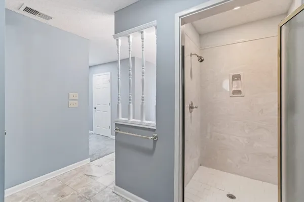 $575,000 | 8264 Whispering Pines Circle, Germantown, TN 38139