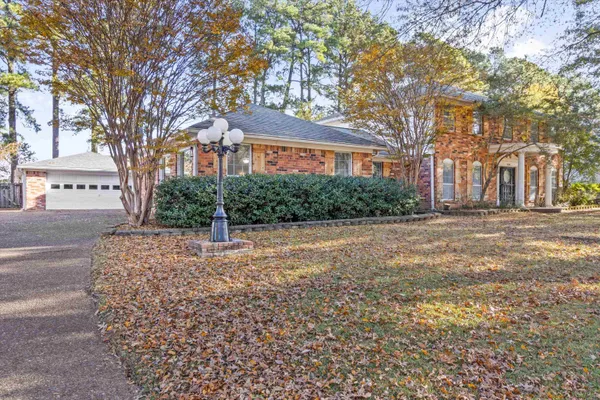$575,000 | 8264 Whispering Pines Circle, Germantown, TN 38139