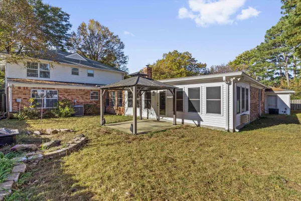 $575,000 | 8264 Whispering Pines Circle, Germantown, TN 38139