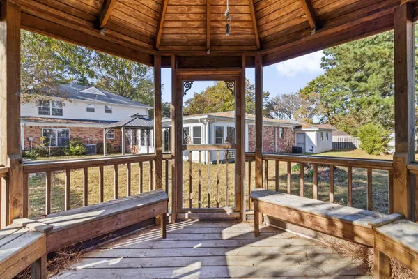 $575,000 | 8264 Whispering Pines Circle, Germantown, TN 38139