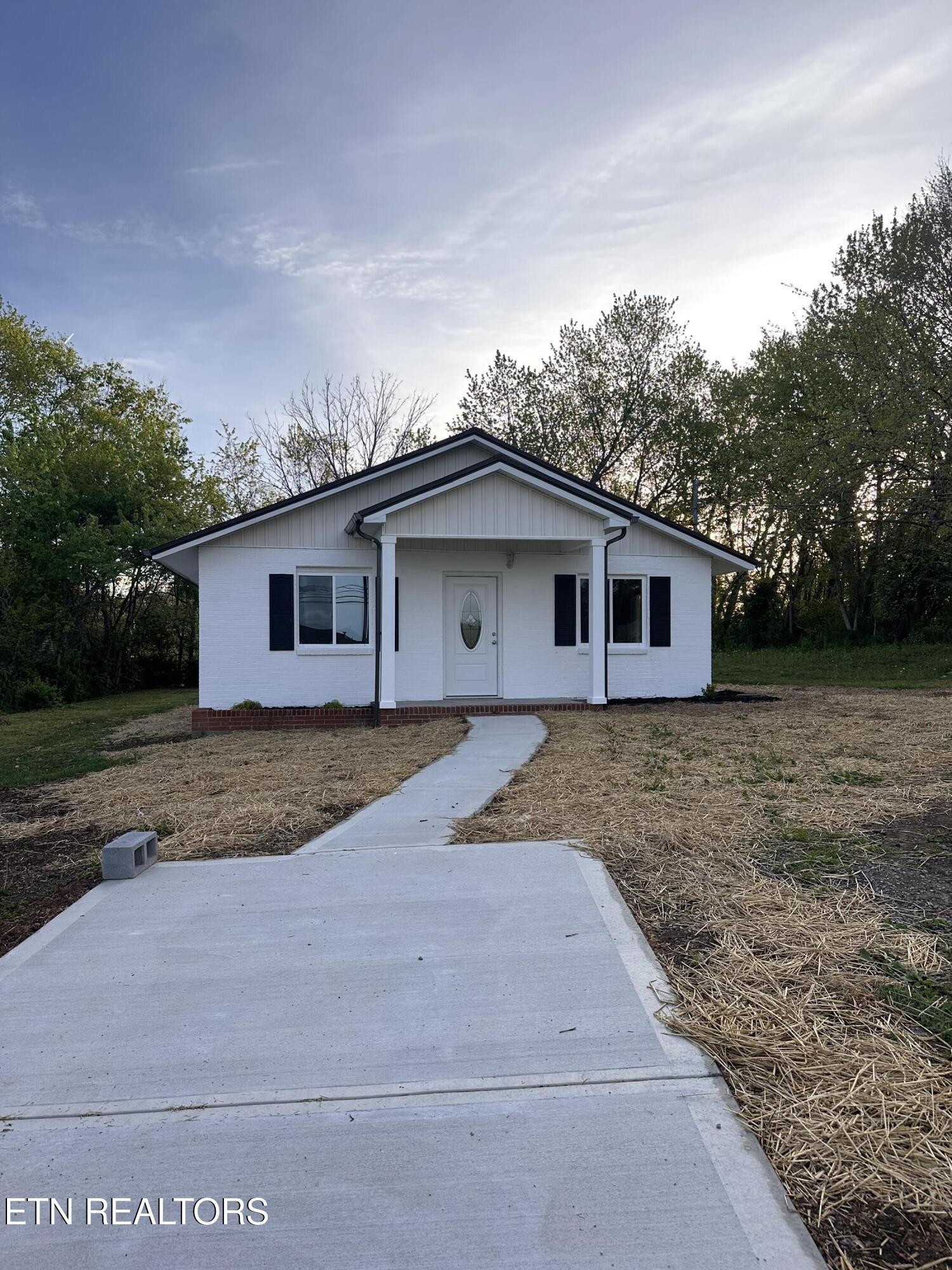 7830 Brickyard Road Powell, TN 37849 - Photo 2 of 20 IMG_0004