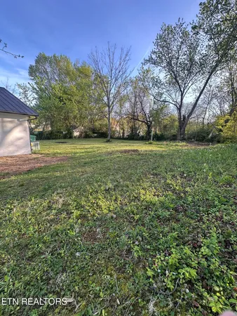 $345,000 | 7830 Brickyard Road, Powell, TN 37849