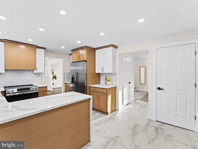 $499,900 | 7 Charter Oak Road, Clementon, NJ 08021