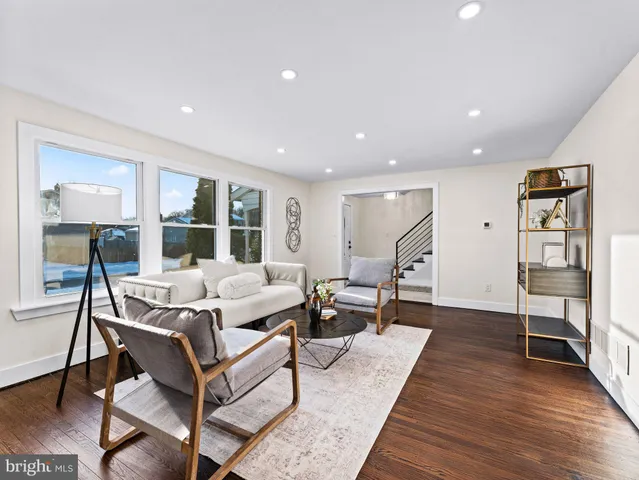 $499,900 | 7 Charter Oak Road, Clementon, NJ 08021