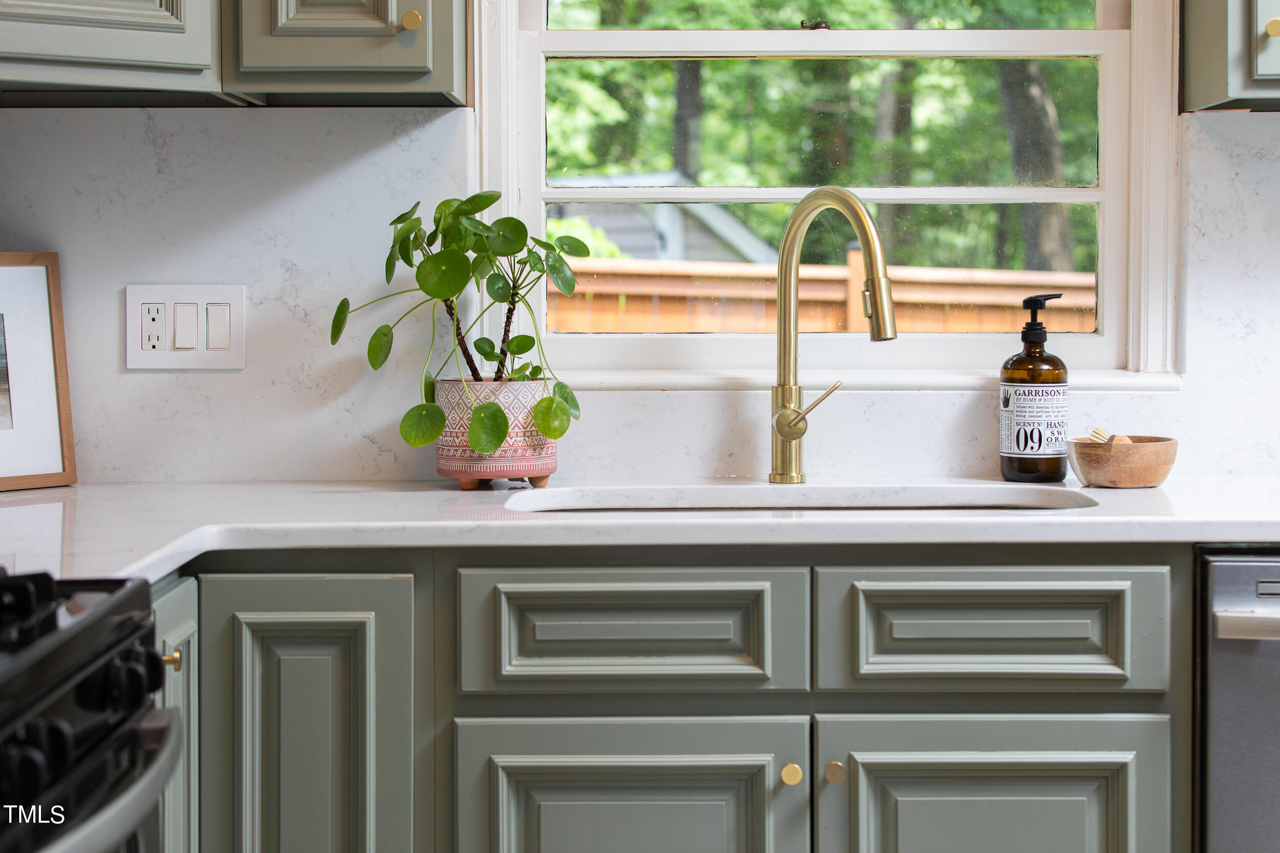 200 Knox Circle Durham, NC 27701 - Photo 22 of 58 200_Knox_MLS-59