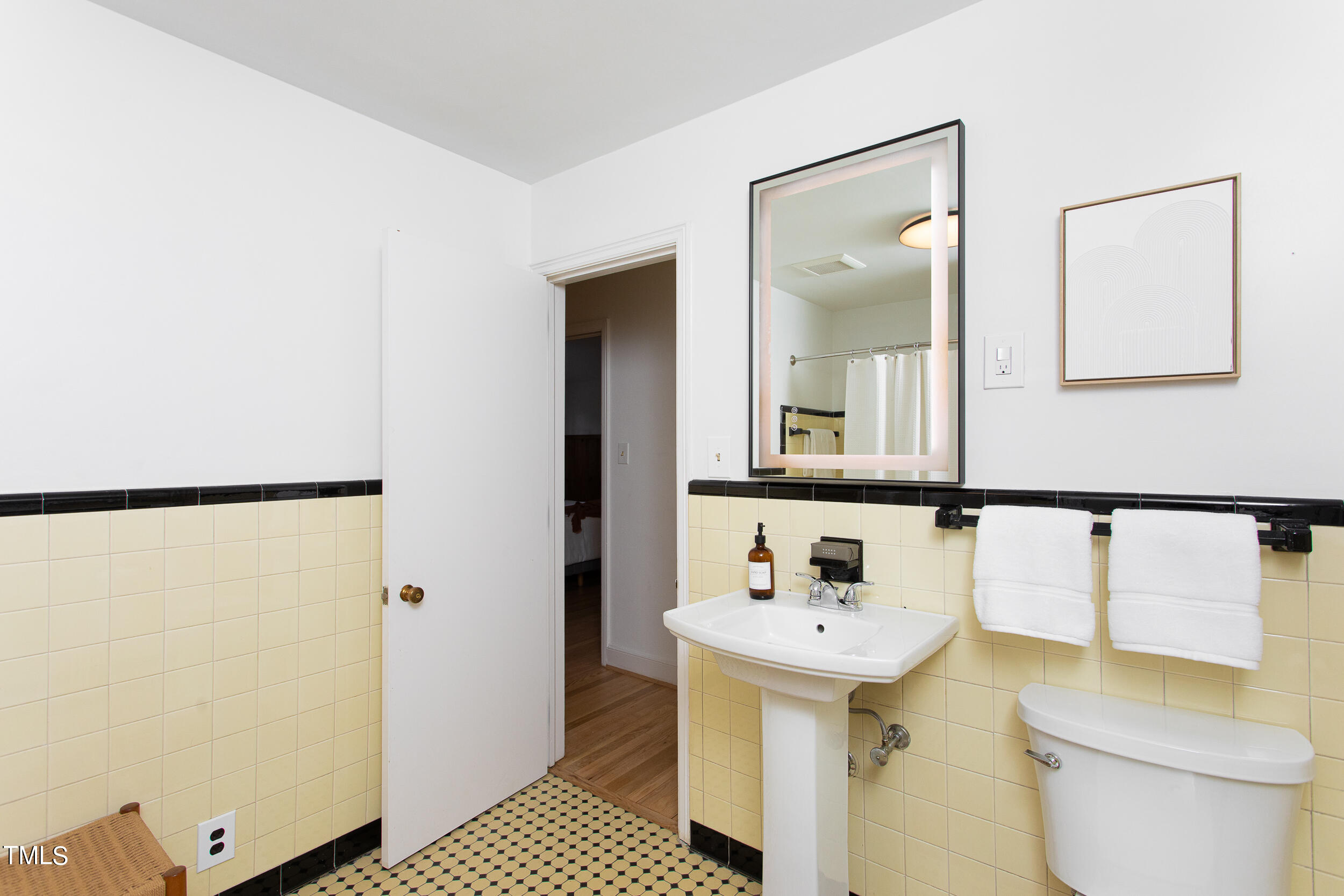 200 Knox Circle Durham, NC 27701 - Photo 40 of 58 200_Knox_MLS-12