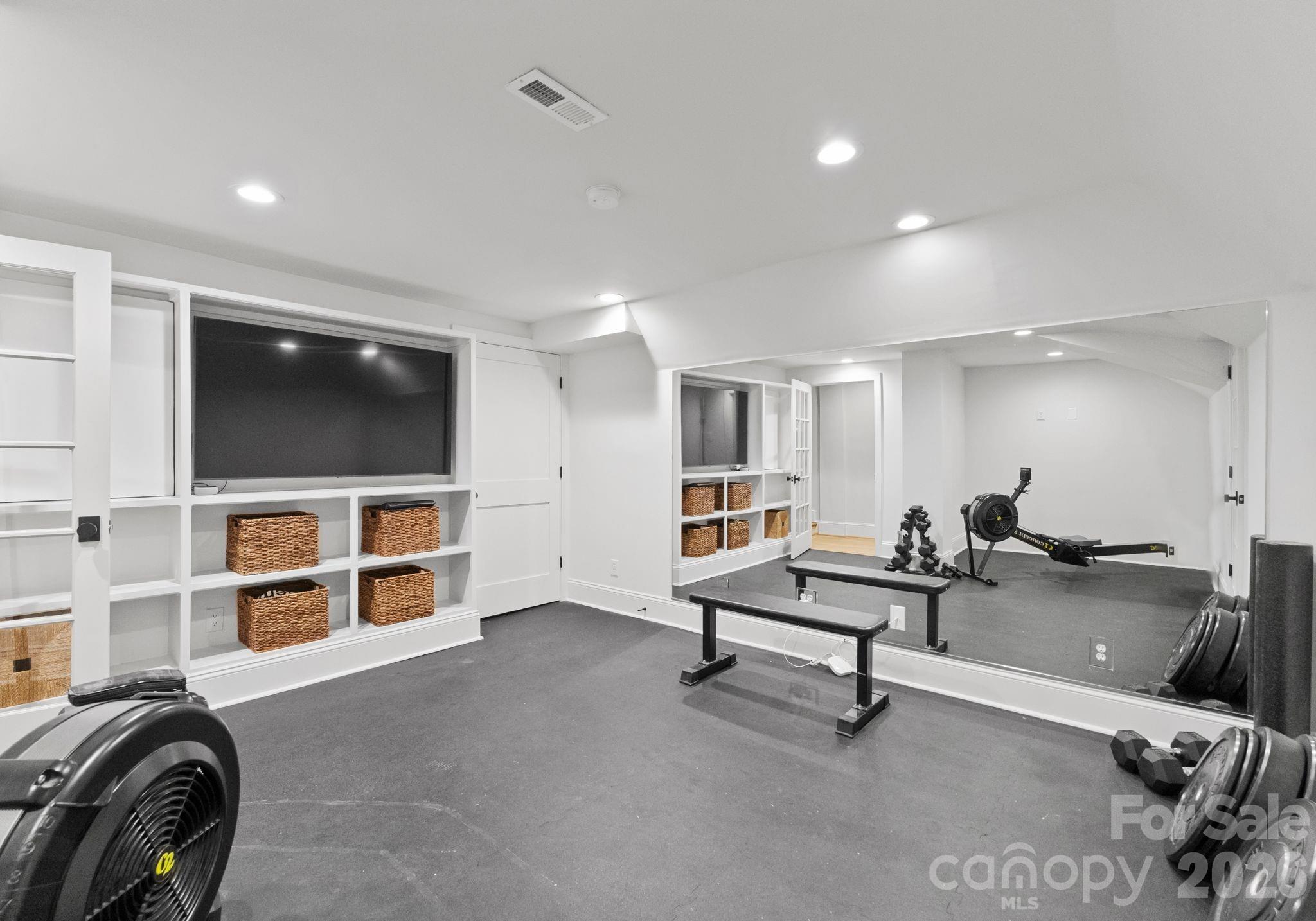 1550 Queens Road West Charlotte, NC 28207 - Photo 34 of 44