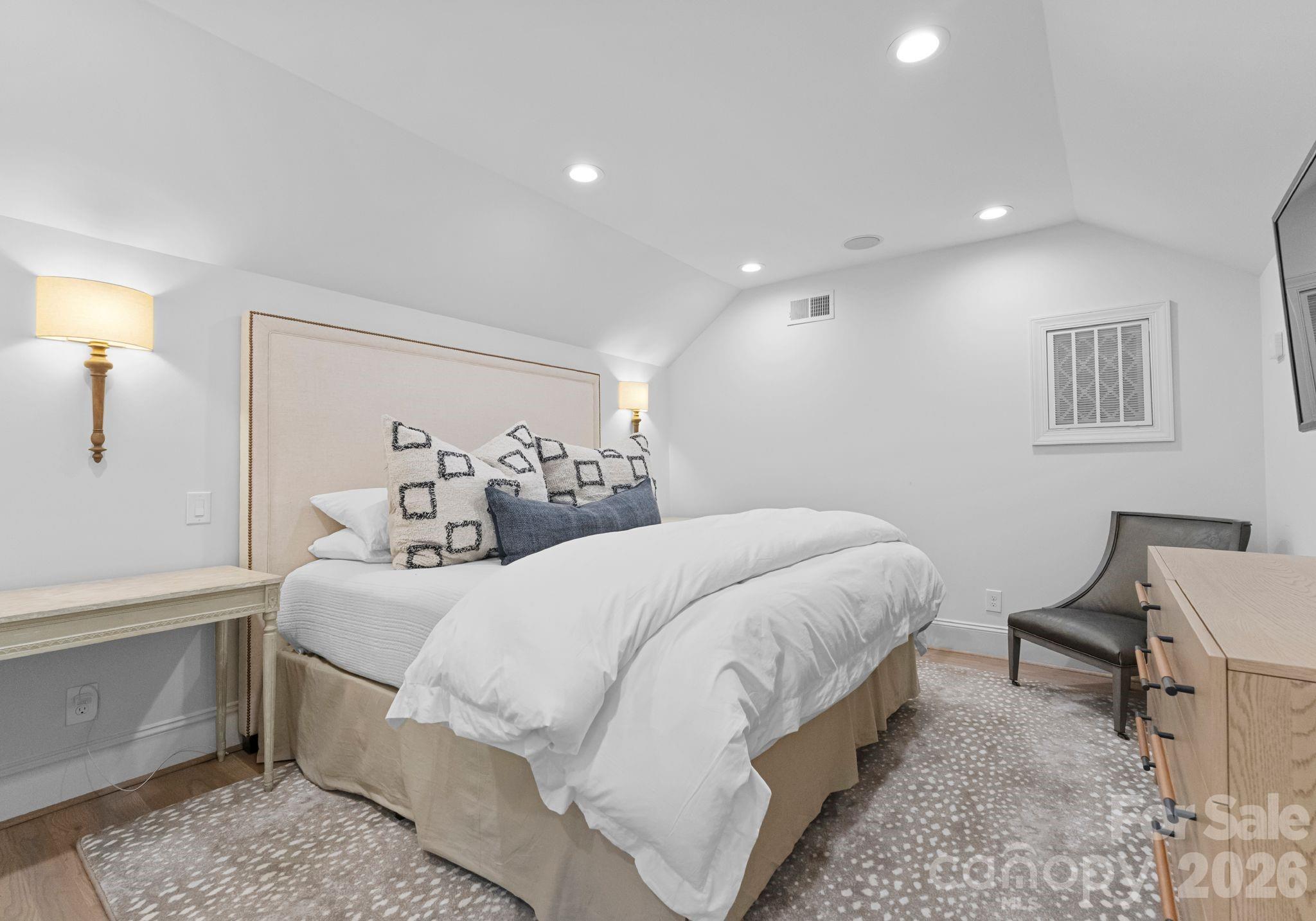 1550 Queens Road West Charlotte, NC 28207 - Photo 35 of 44