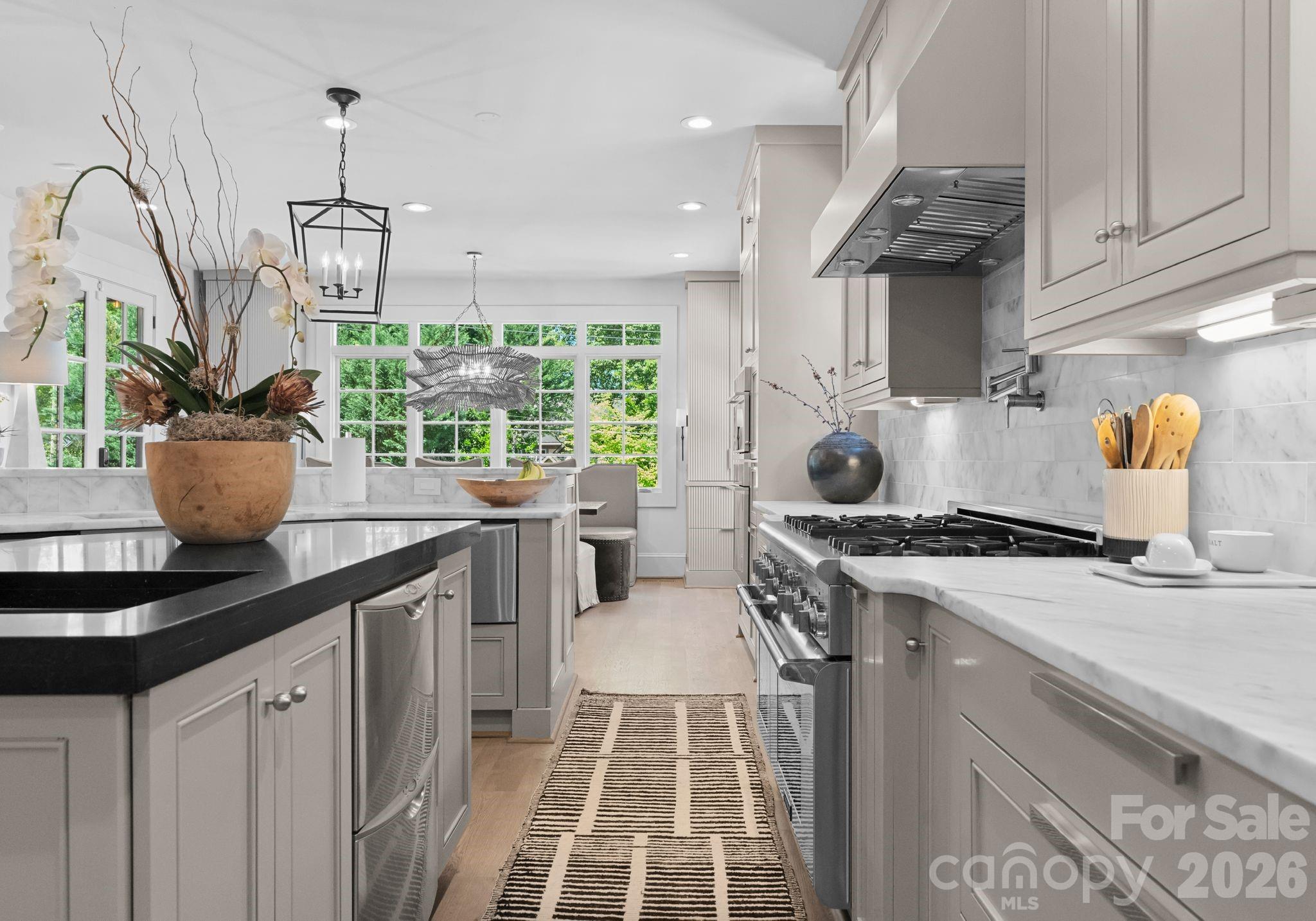 1550 Queens Road West Charlotte, NC 28207 - Photo 9 of 44