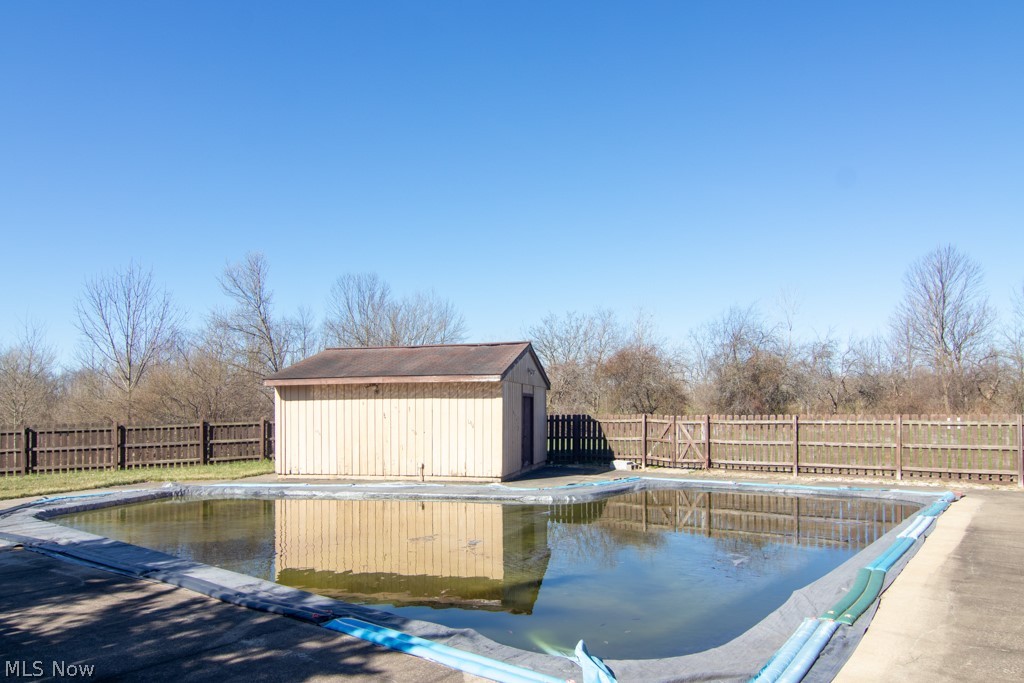 1410 Loop Road Kent, OH 44240 - Photo 9 of 23 Gallery Image 9