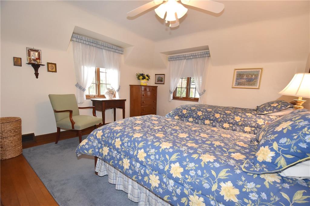 450 Arden Road Pittsburgh, PA 15216 - Photo 21 of 35 SECOND BEDROOM!!!!