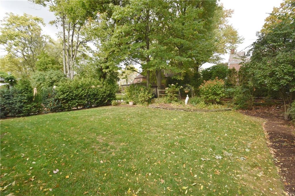 450 Arden Road Pittsburgh, PA 15216 - Photo 32 of 35 PRIVATE BACKYARD!!