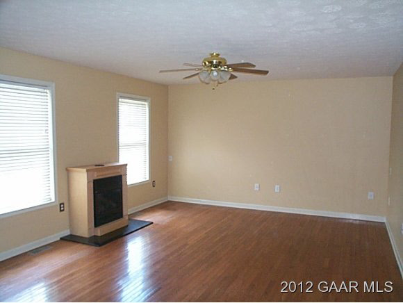 82 Mine Branch Road Crimora, VA 24431 - Photo 8 of 18 Gallery Image 8