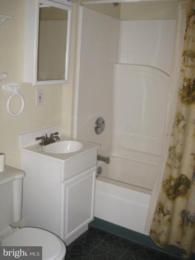 1523 Rita Road Dundalk, MD 21222 - Photo 2 of 14 Bath #1