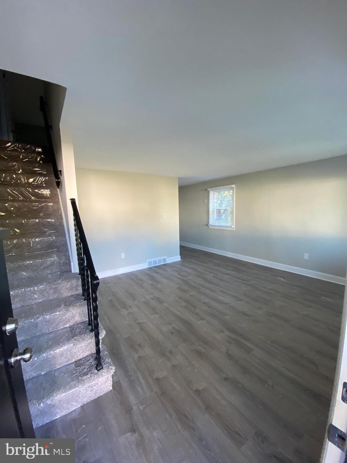 259 Beechwood Road Brookhaven, PA 19015 - Photo 3 of 22 Gallery Image 3