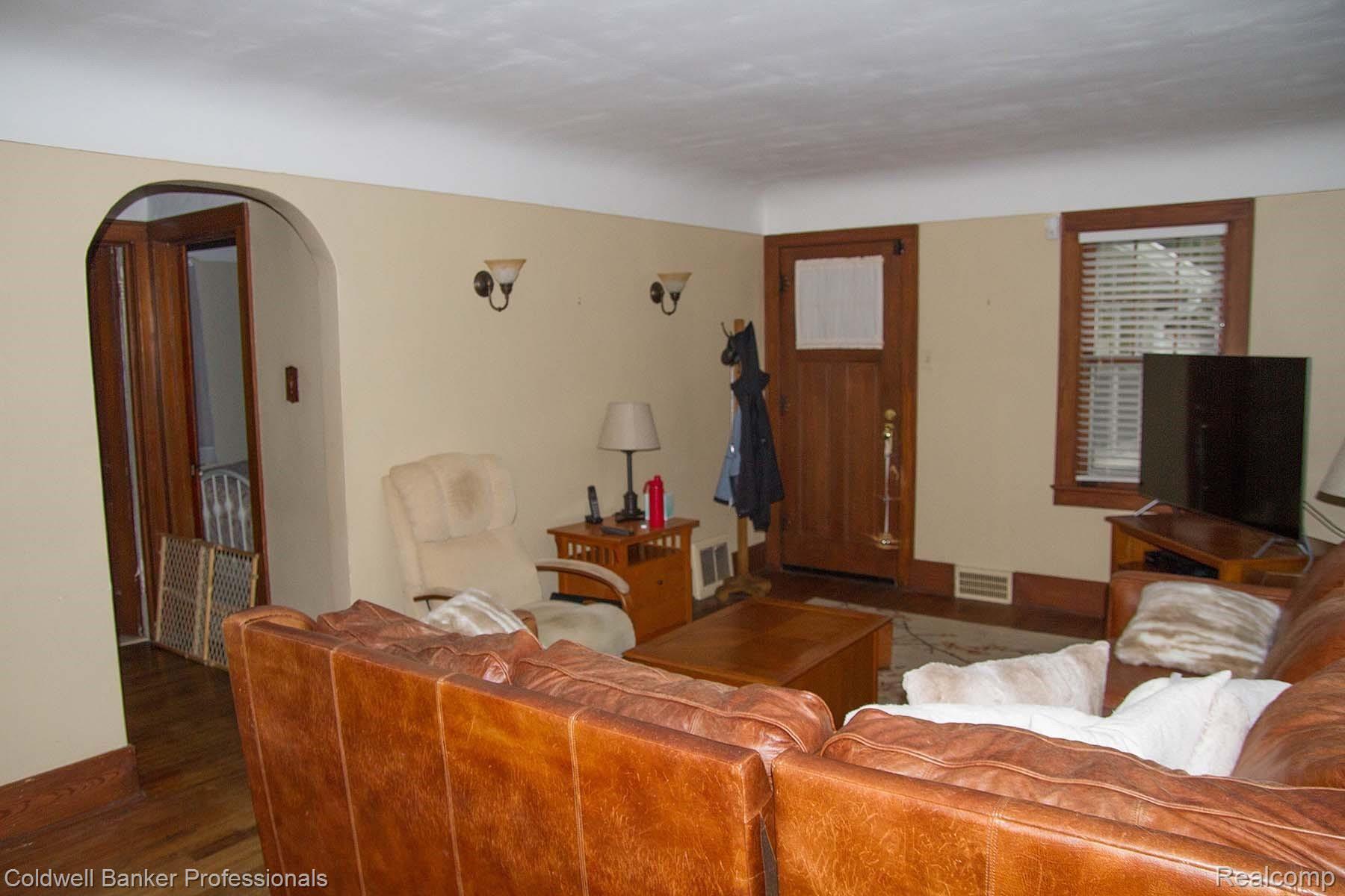 6421 East Pierson Road Flint, MI 48506 - Photo 30 of 59 Pierson (30).jpg