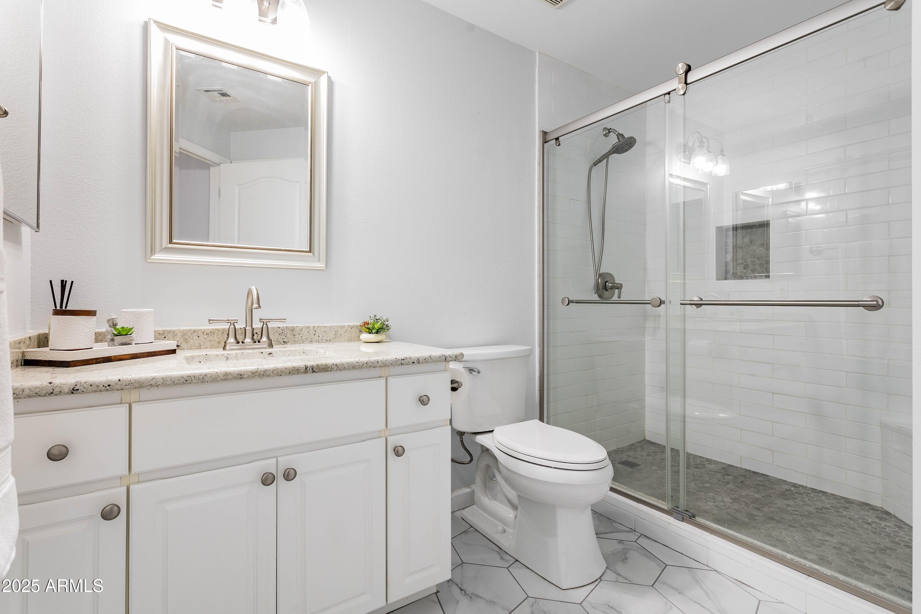 1701 East Colter Street, Unit 151 Phoenix, AZ 85016 - Photo 14 of 26 Bathroom