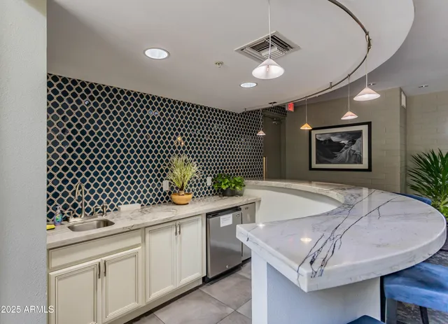 $275,000 | 1701 East Colter Street, Unit 151, Phoenix, AZ 85016