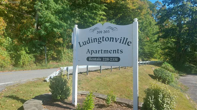 $2,100 | 203 Ludingtonville Road, Unit 201, Holmes, NY 12531