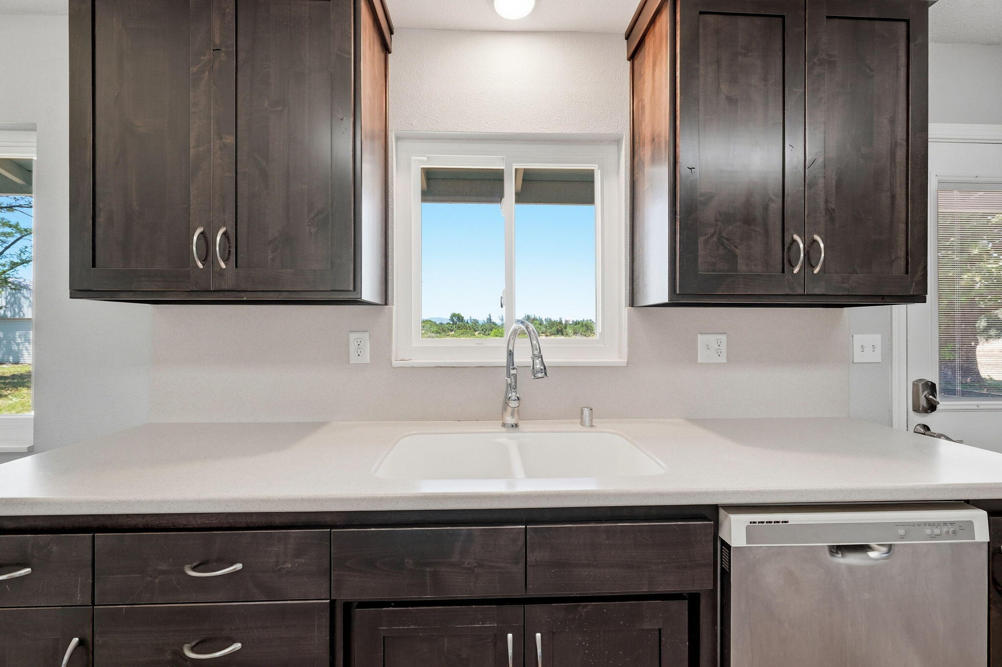 16280 Scout Avenue Anderson, CA 96007 - Photo 13 of 51 12-web-or-mls-IMG-12