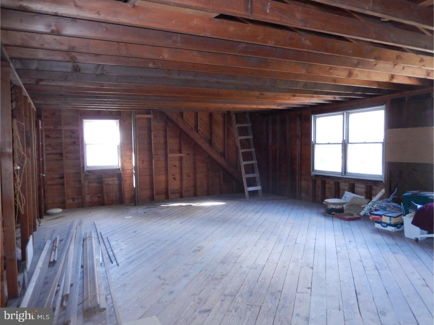 22 Hilltop Road Ewing, NJ 08638 - Photo 13 of 14 Gallery Image 13