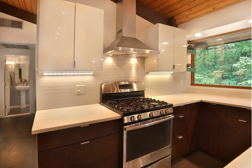 18 Pine Plain Road Boxford, MA 01921 - Photo 5 of 23