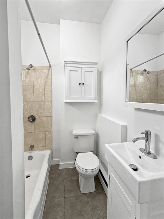 463 Broadway, Unit 2 Lawrence, MA 01841 - Photo 4 of 4