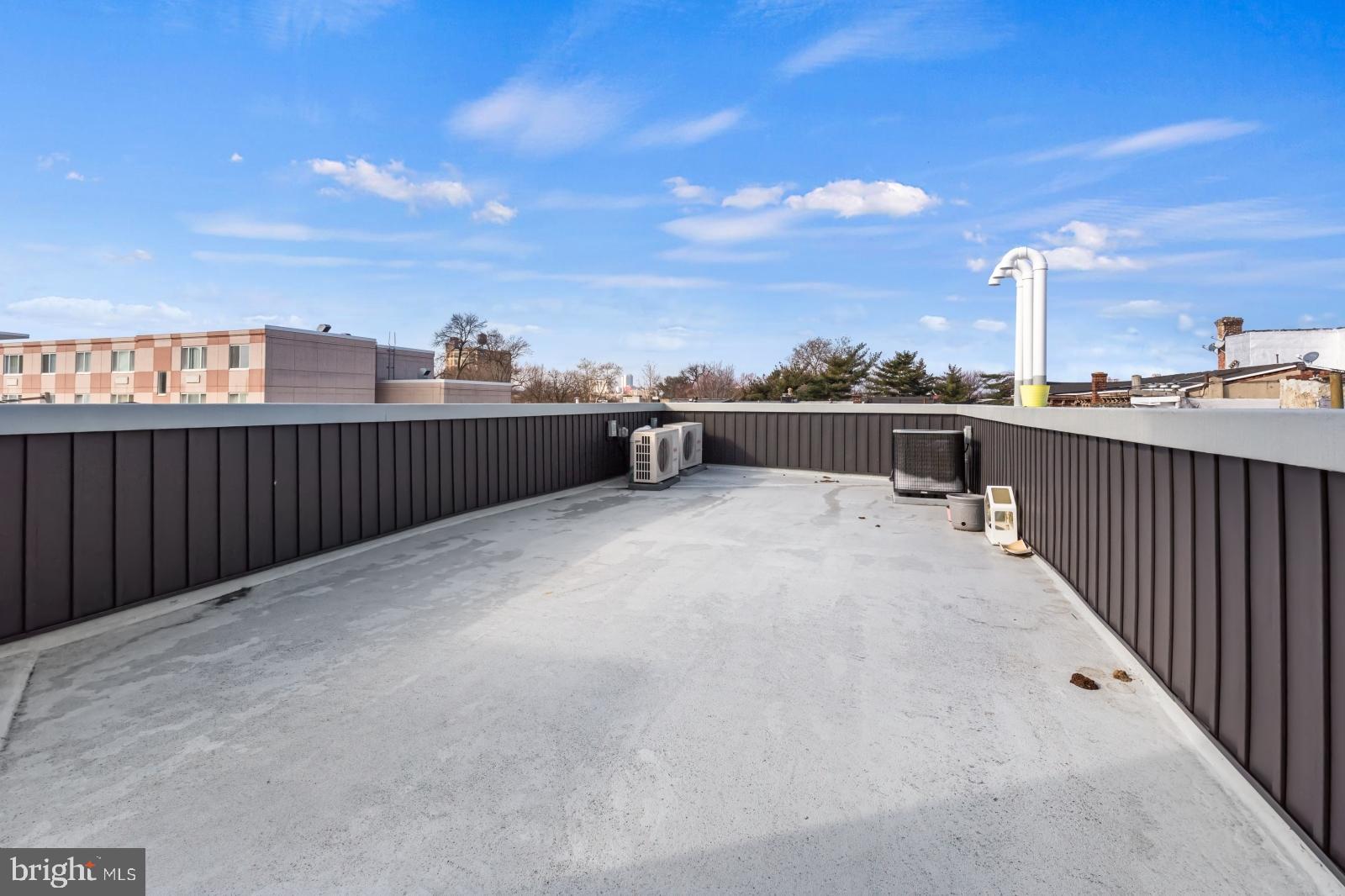 2150 North Front Street, Unit 4 Philadelphia, PA 19122 - Photo 7 of 17